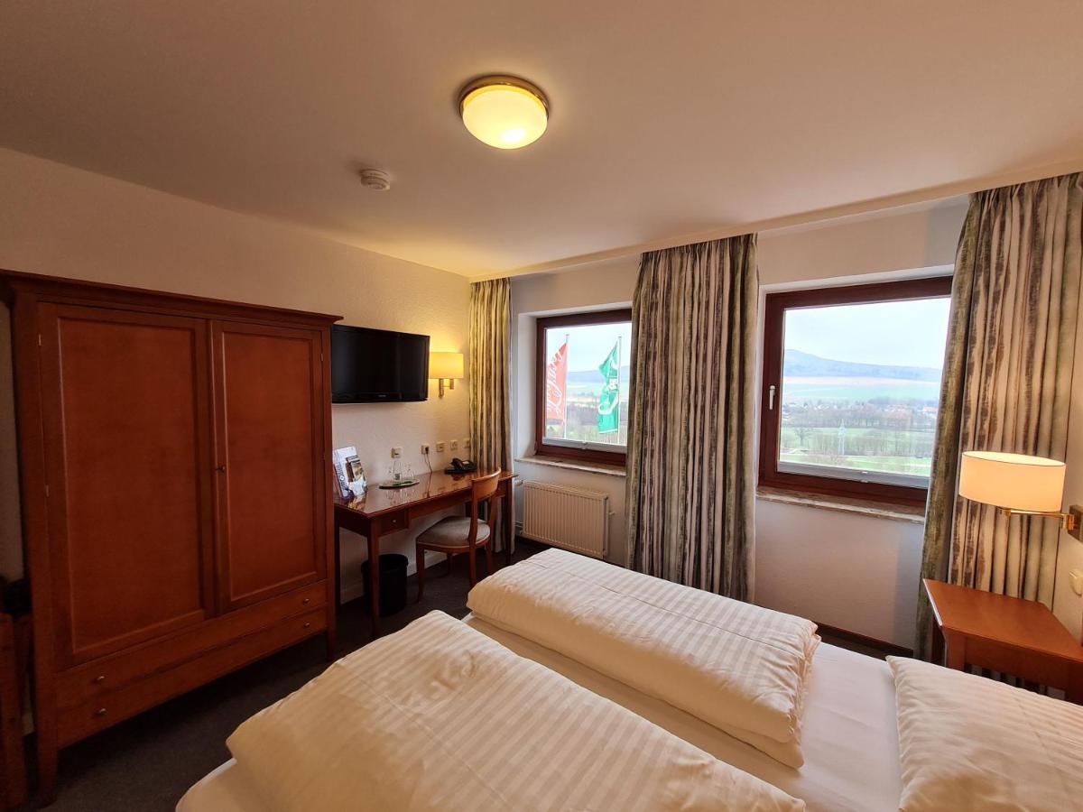 Hotel Waldquelle - Baumhaushotel Эрцен Экстерьер фото